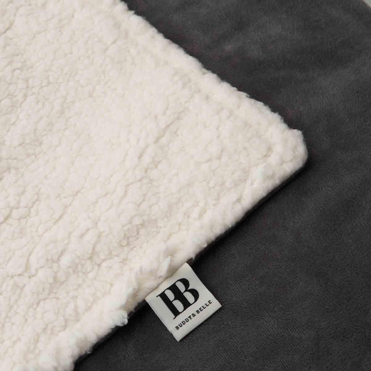 Buddy & Belle Self Warming Blanket