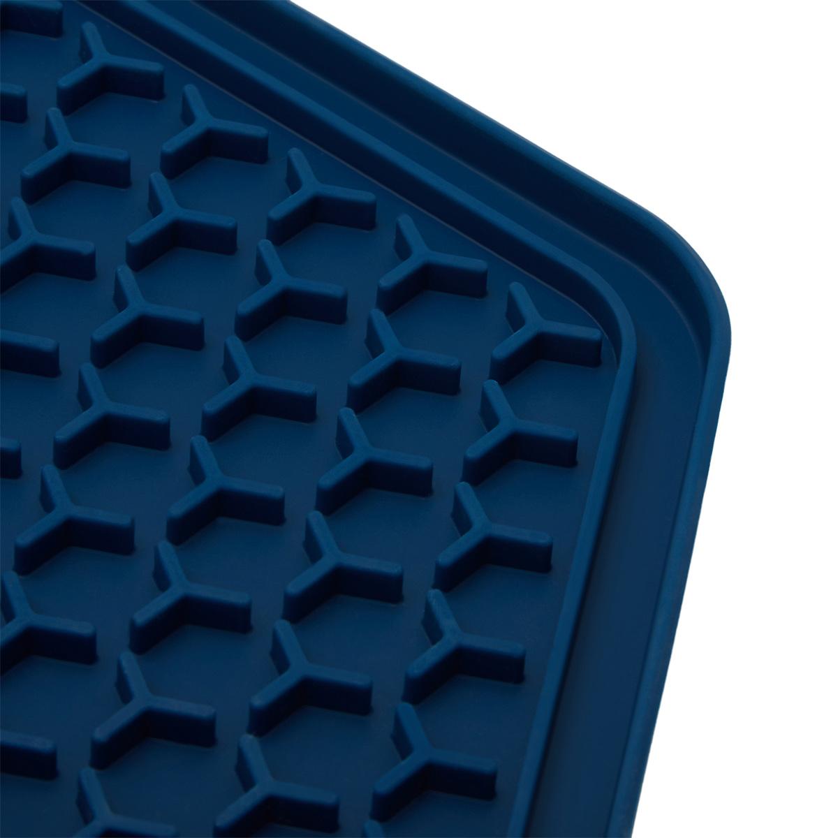 Petstock Foundation Boredom Buster Hexagon Lick Mat