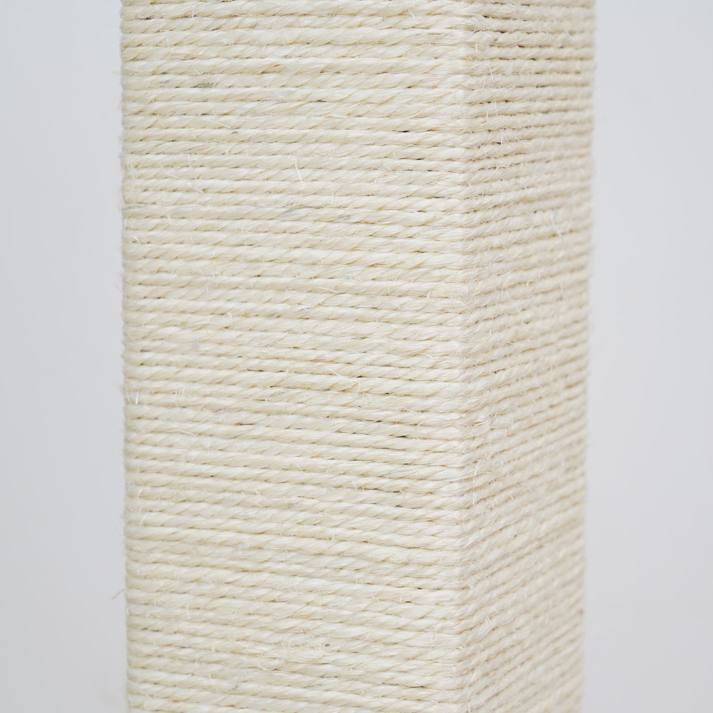 PetPals Sissal Cat Scratcher Post