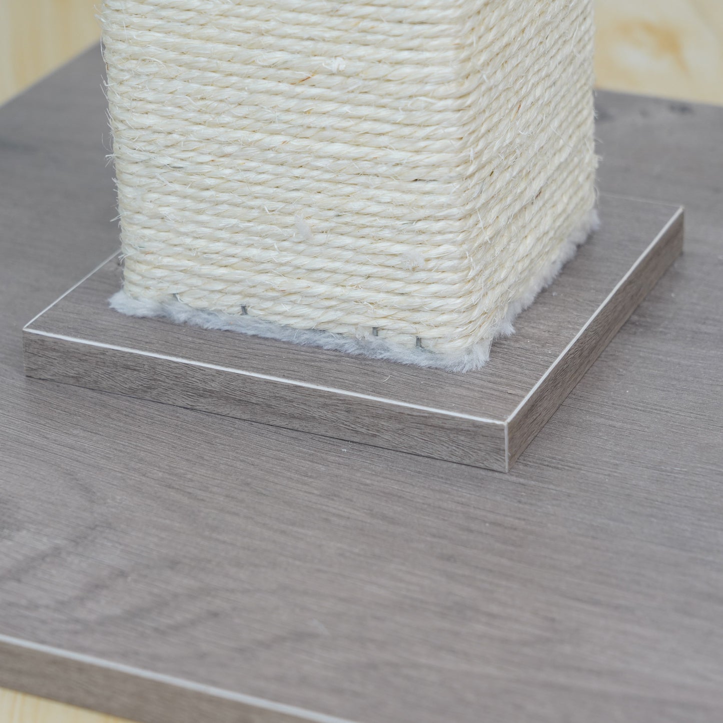 PetPals Sissal Cat Scratcher Post